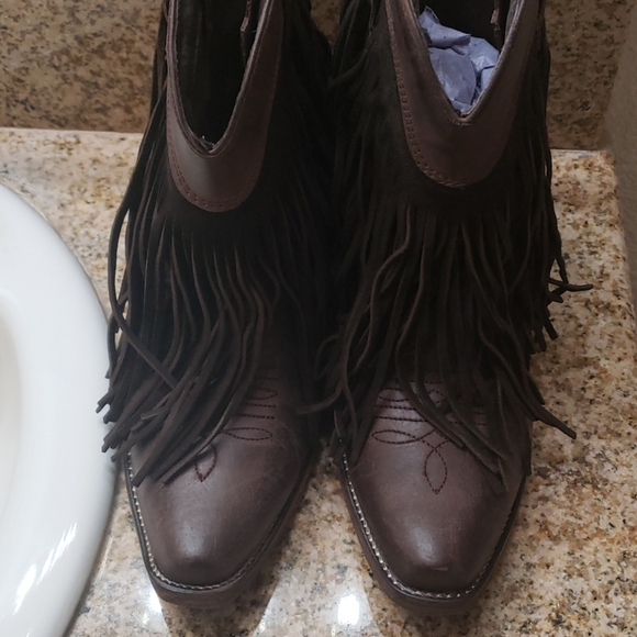 COWGIRL BOOTS - Picture 5 of 7